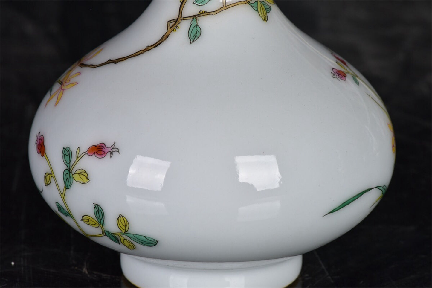 Chinese antique pink flower and bird patterned long necked bottle