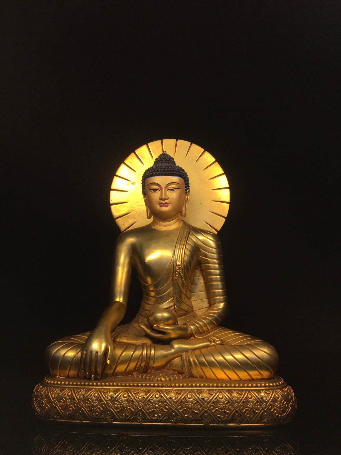 Chinese antique pure copper statue of Shakyamuni Buddha