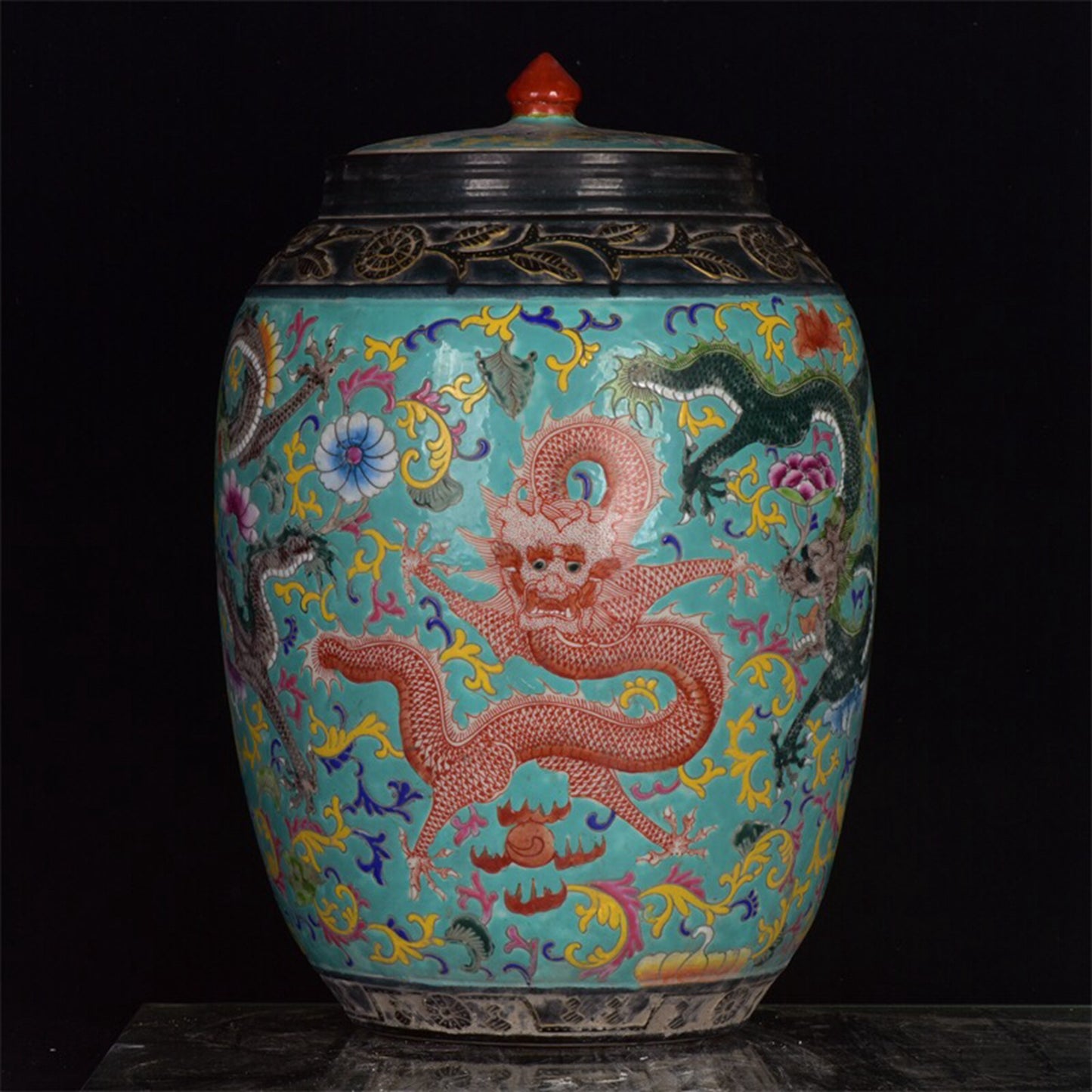 Chinese antique green glazed dragon patterned lid jar