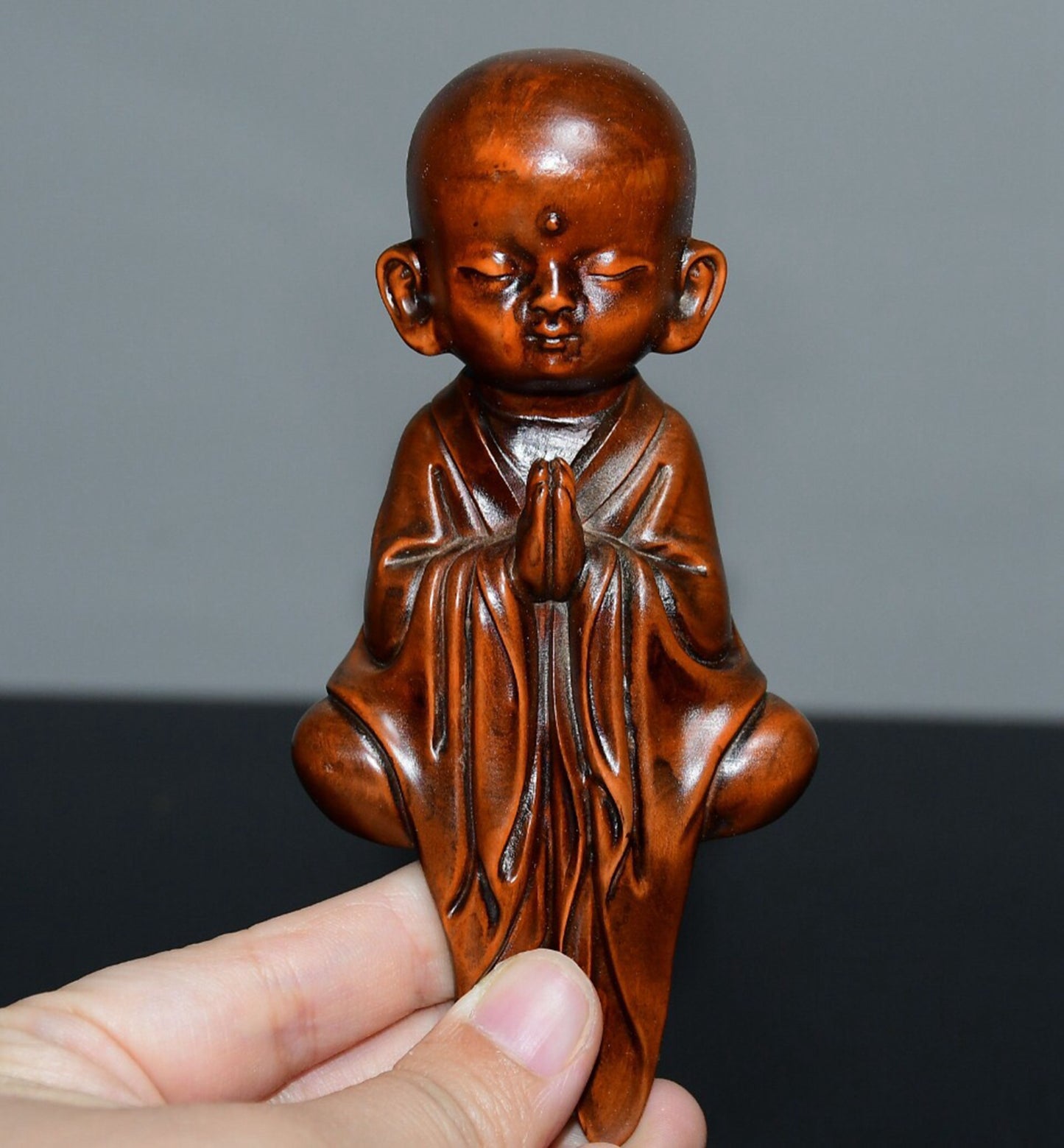 Chinese antique small leaf boxwood Zen heart ornaments
