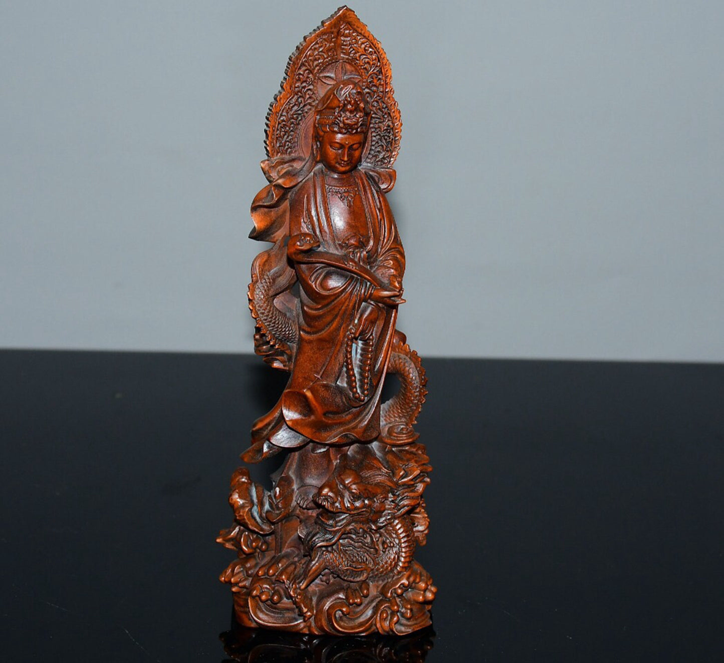 Chinese antique small leaf boxwood Guanyin ornaments