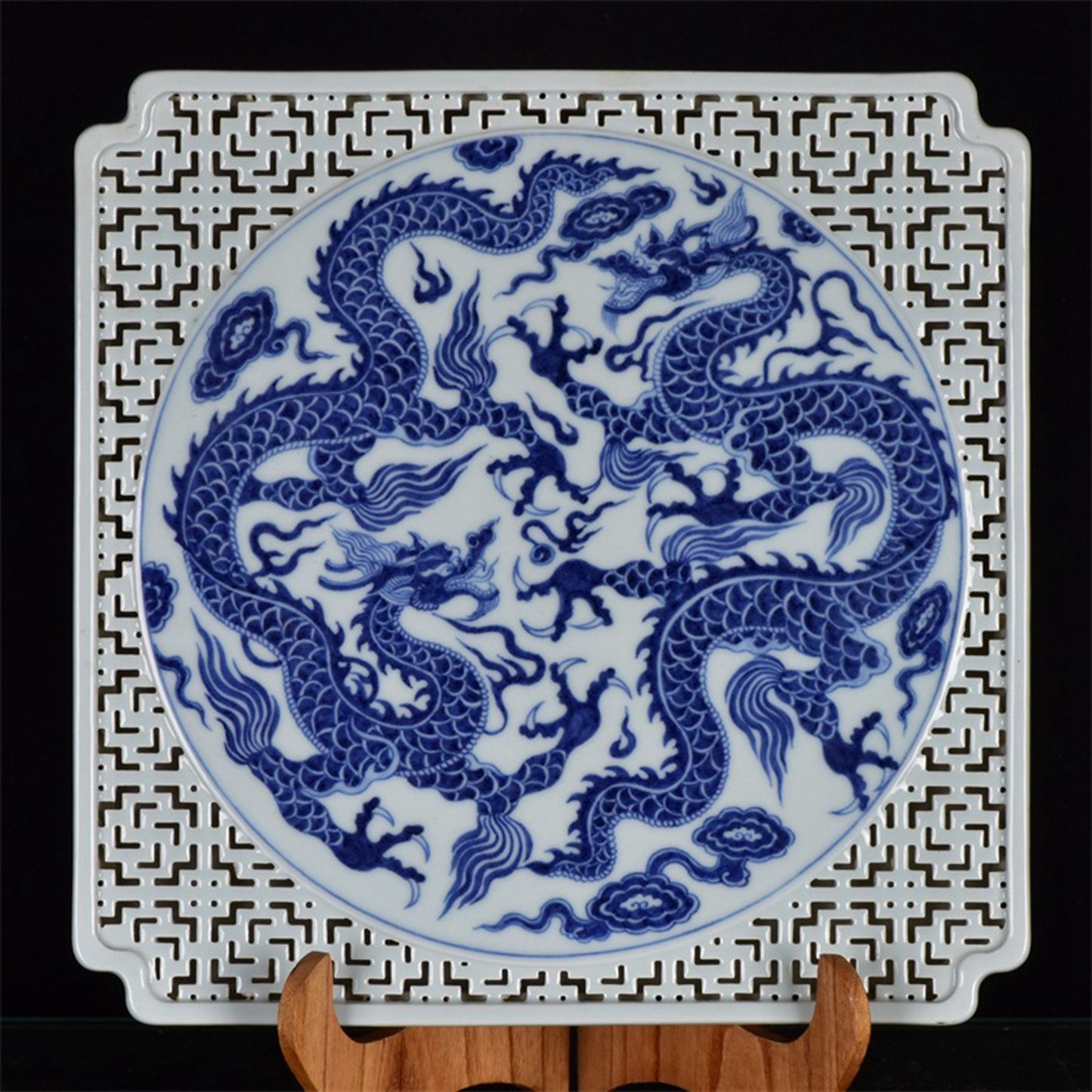 Chinese antique blue and white auspicious cloud dragon pattern hollowed out square tea plate
