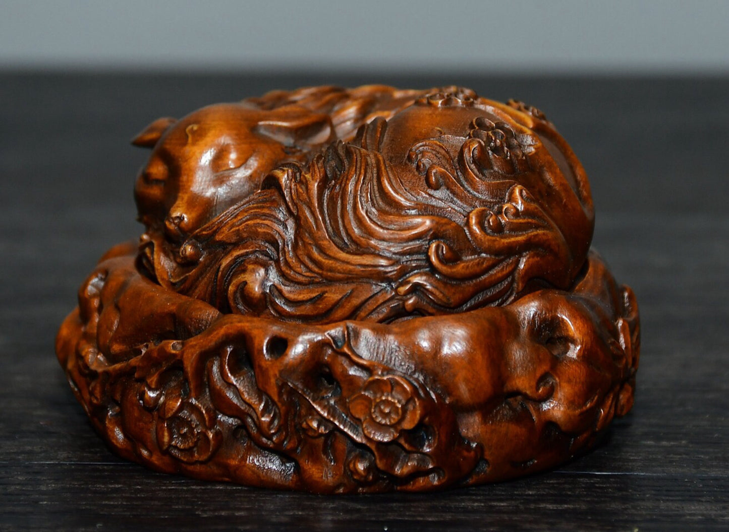 Chinese antique small leaf boxwood fox incense burner ornament