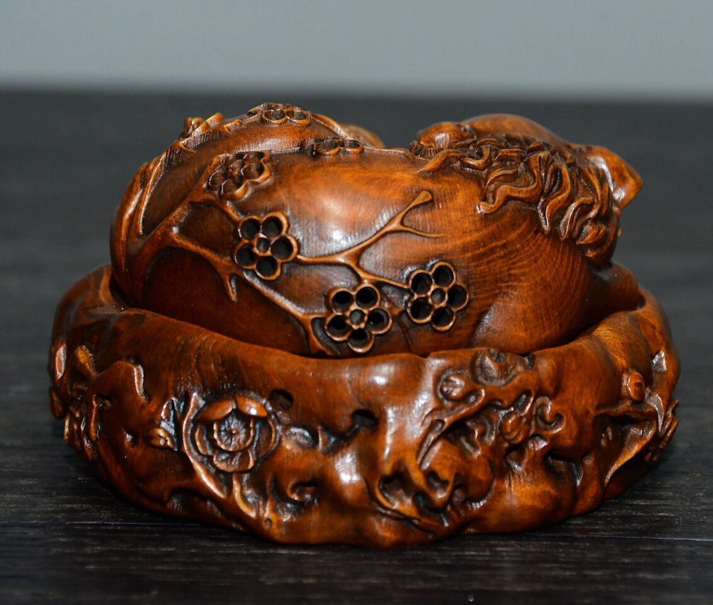 Chinese antique small leaf boxwood fox incense burner ornament