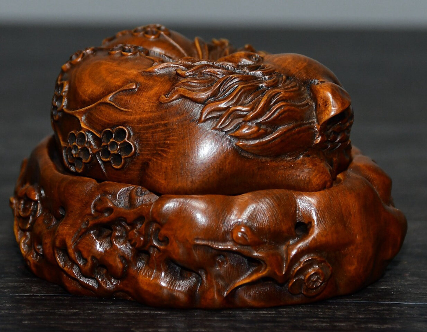 Chinese antique small leaf boxwood fox incense burner ornament