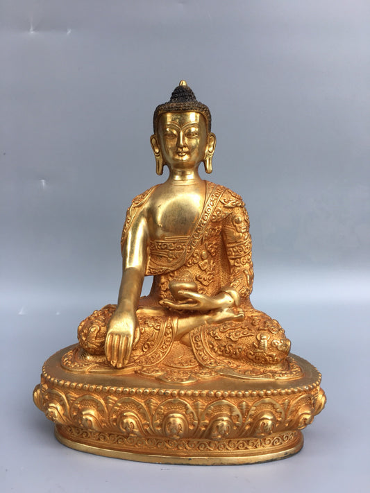 Chinese antique bronze gilded golden statue of Carmuni Buddha