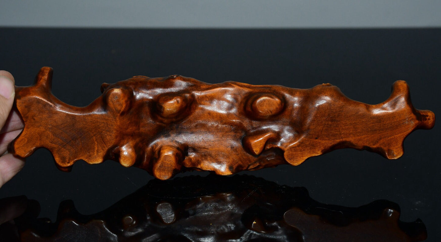 Chinese antique small leaf boxwood bat washing ornaments in front of me