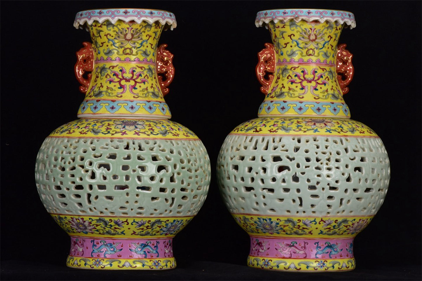 Chinese Antique Yellow Glazed Enamel Colored Flower Pattern Hollow Double Ear Gold Carved Two Section Turning Heart Bottle