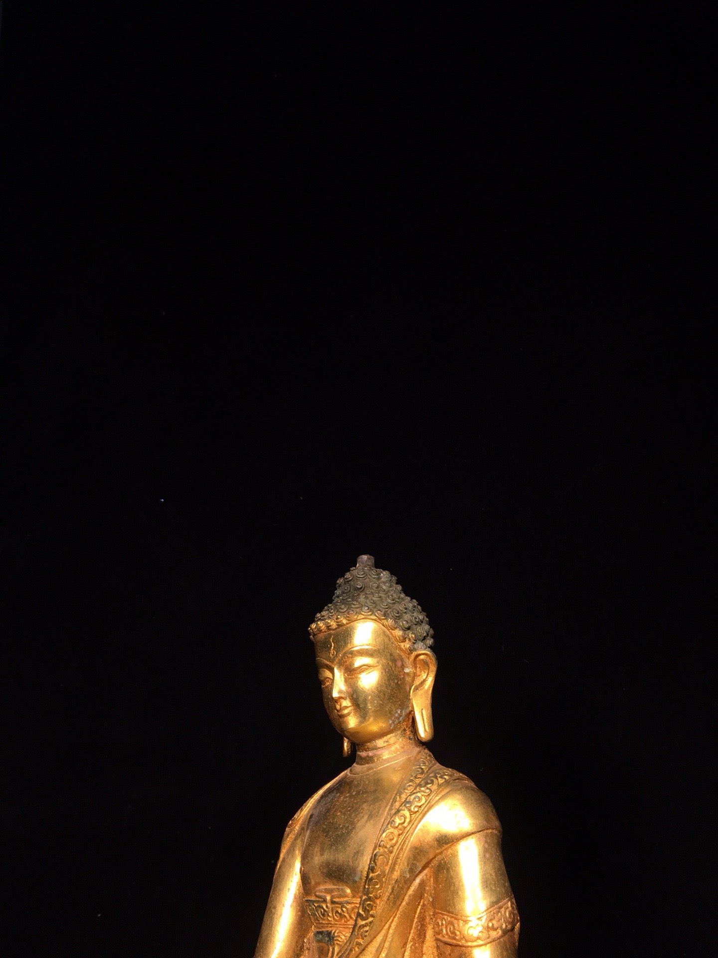 Chinese antique bronze gilded statue of Shakyamuni Buddha