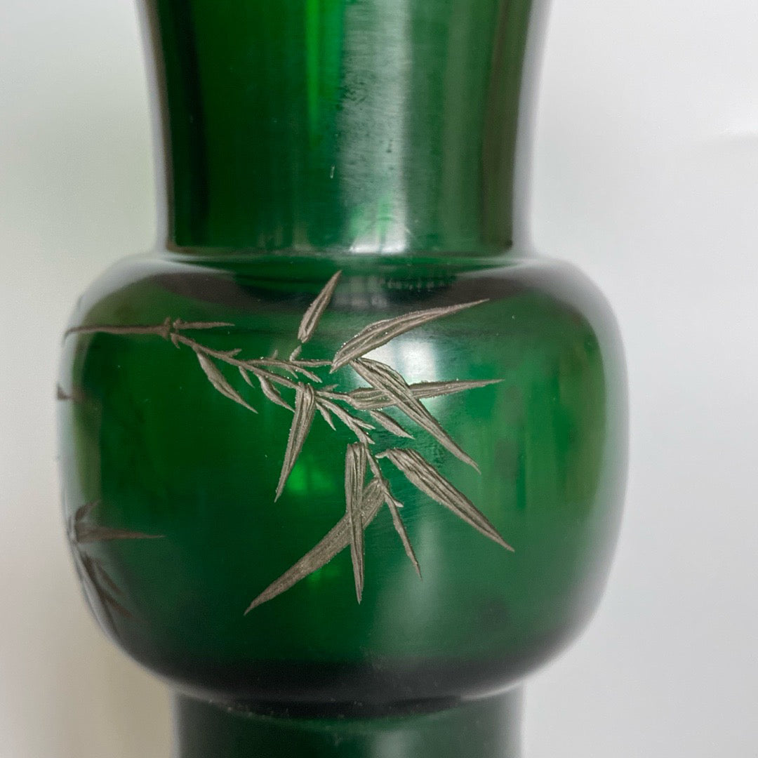 Chinese antique glass carved vase