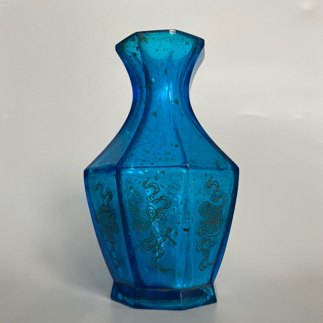 Chinese antique glass carved vase