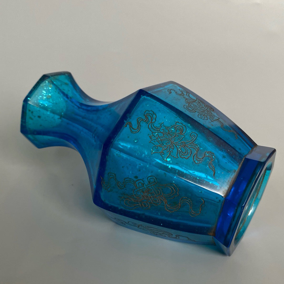 Chinese antique glass carved vase