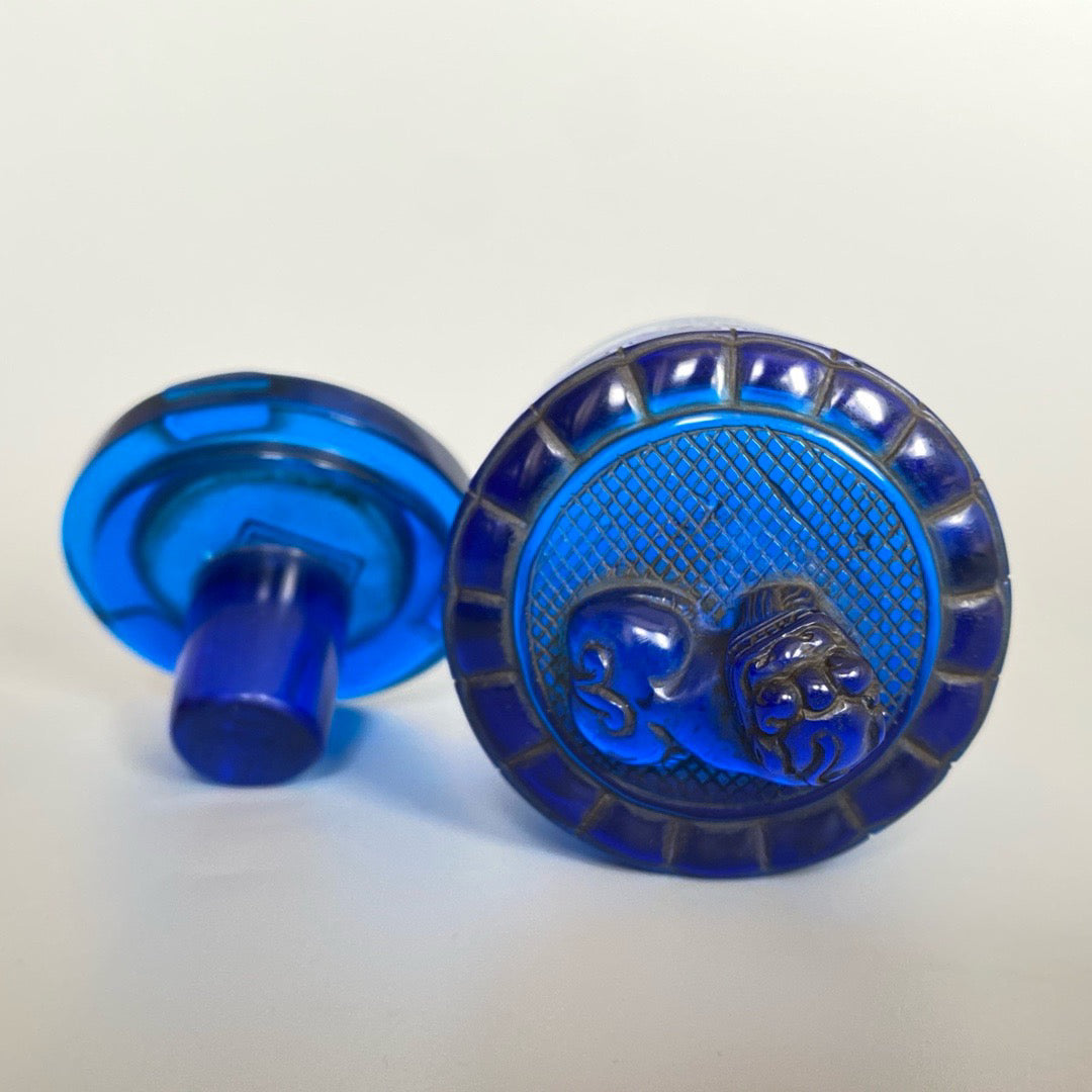Chinese Antique Glass Finger Box