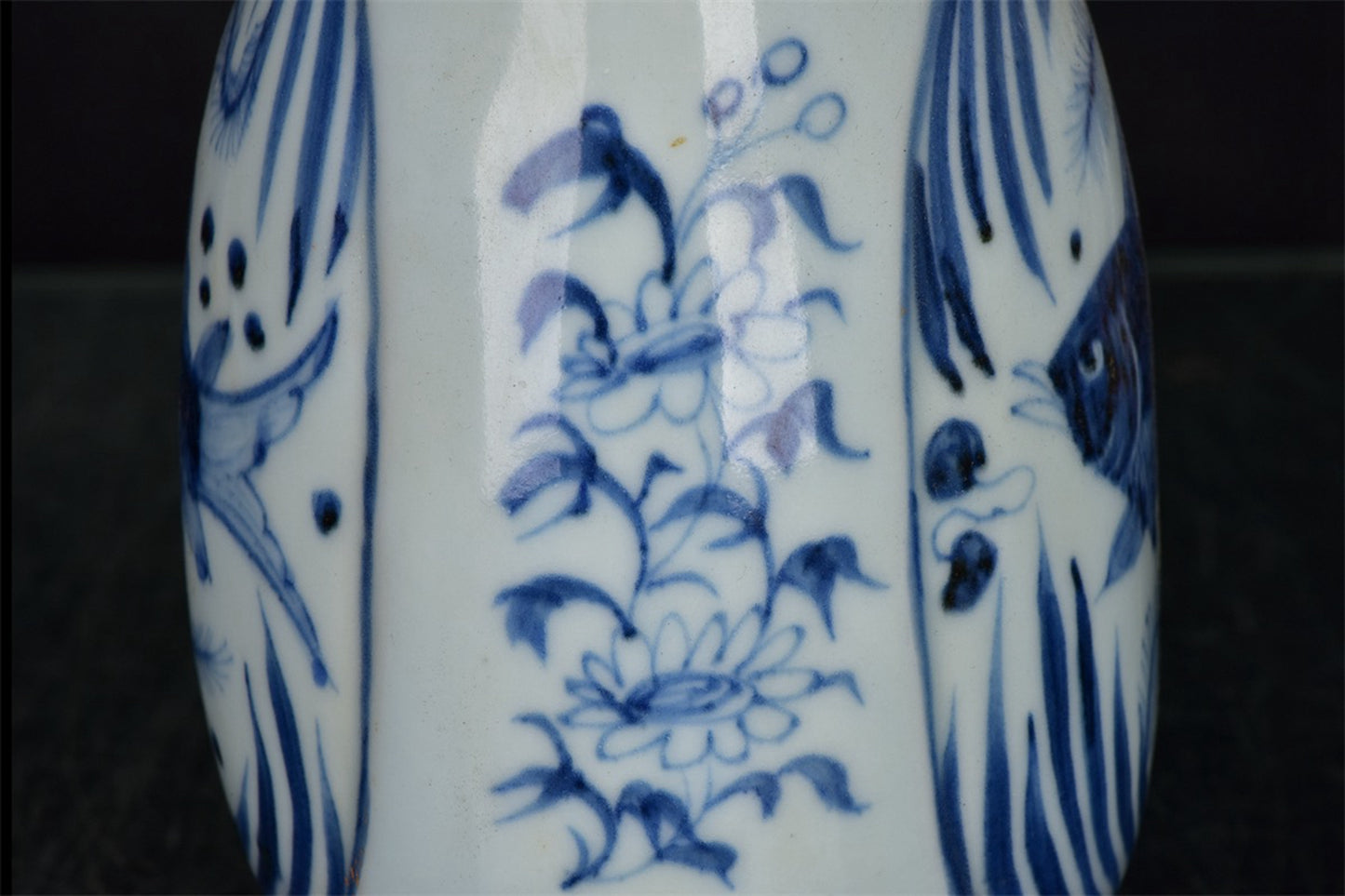 Chinese Antique Blue and White Fish and Algae Pattern Bull Head Pot