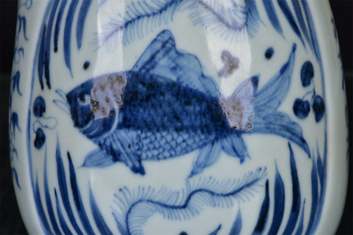 Chinese Antique Blue and White Fish and Algae Pattern Bull Head Pot