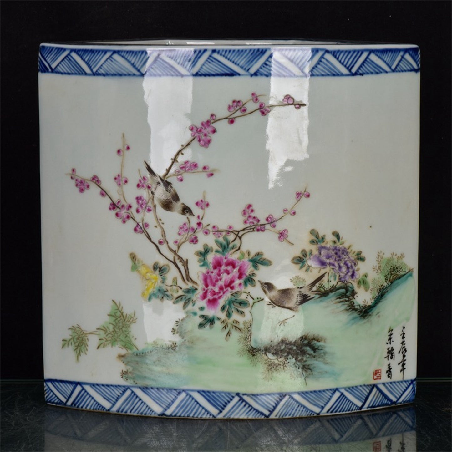 Chinese antique blue painted flower and bird pattern pen holder