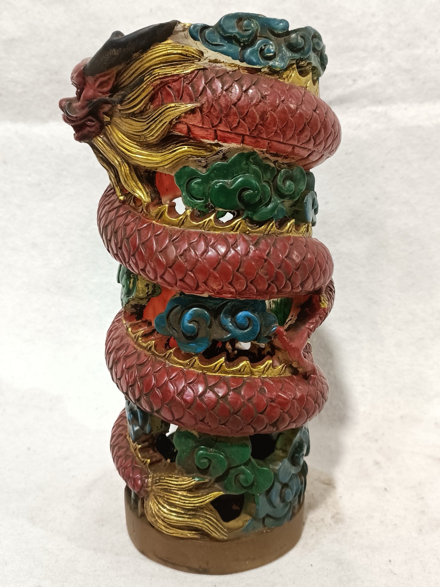 Yellow glazed dragon pen holder