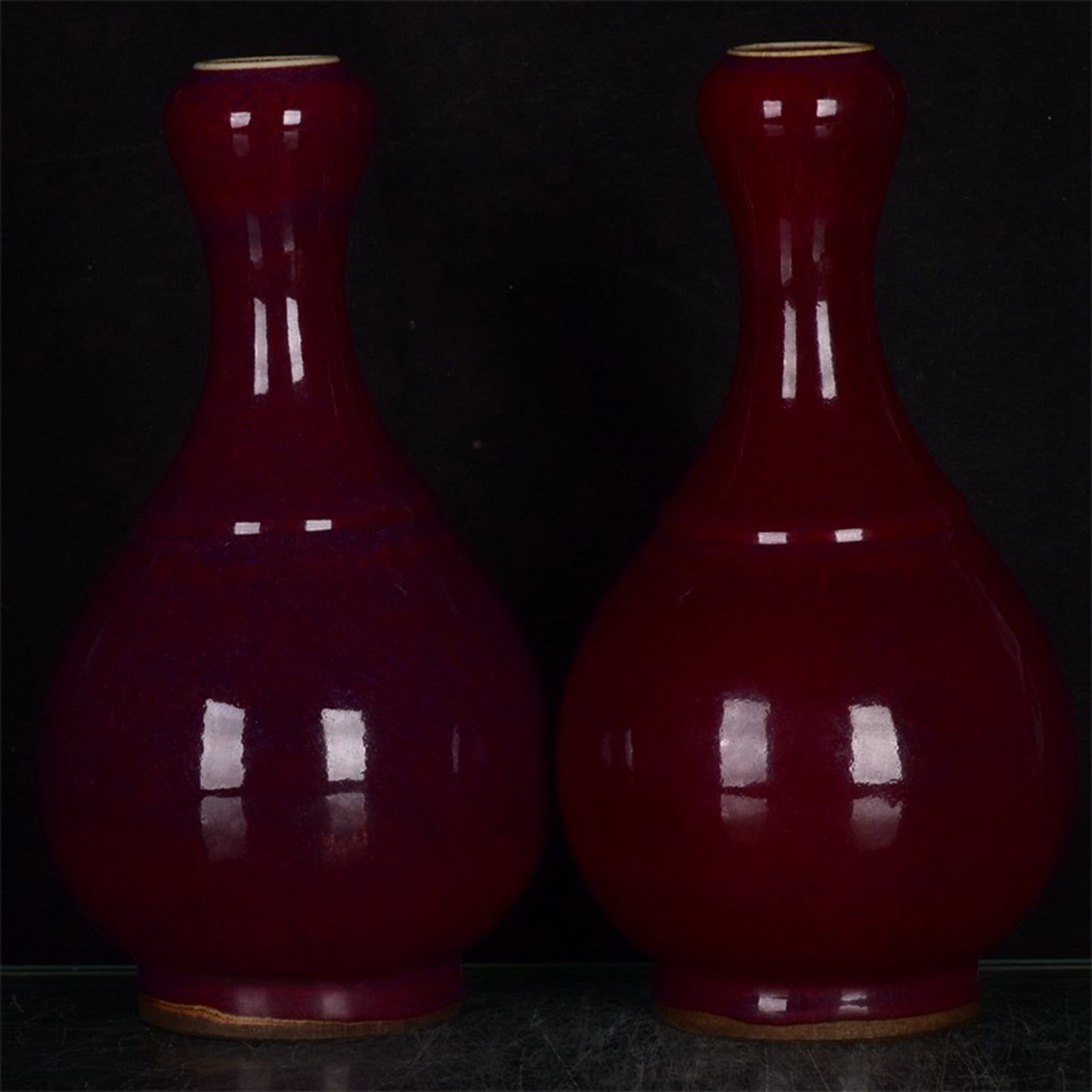 Chinese Gudonglang Red Garlic Bottle
