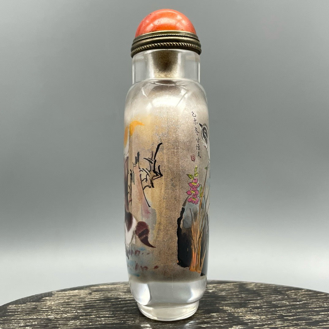Chinese antique thick tire old glass snuff bottle