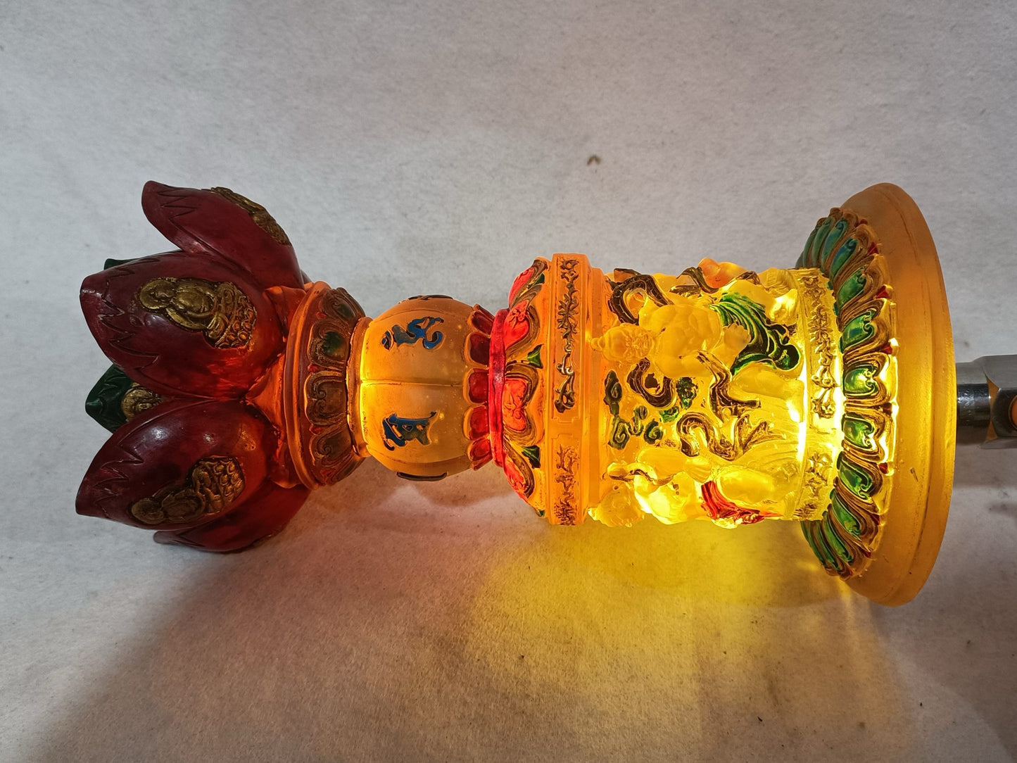Yellow glazed lotus lamp