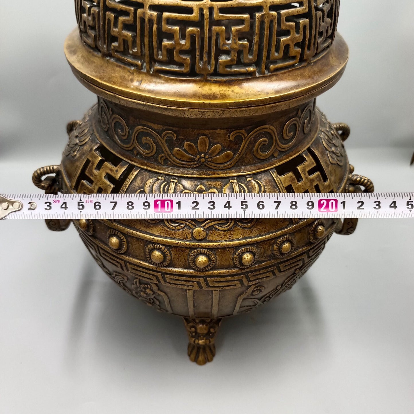 Chinese Antique Double Ring Lion Cover Storage Stove Copper Fumigation Incense Stove