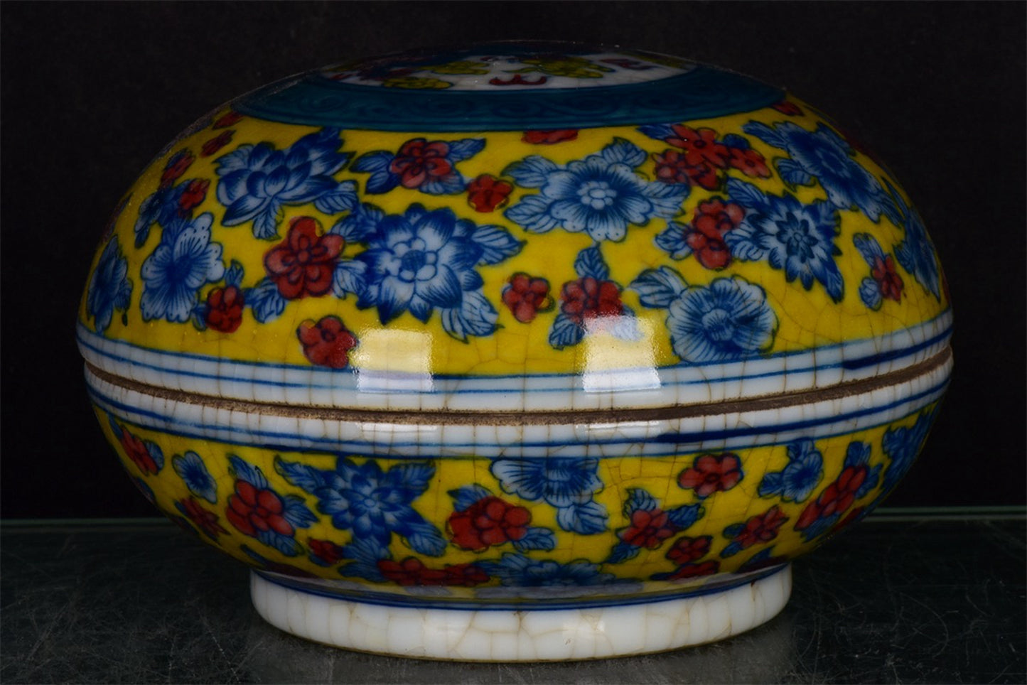 Chinese antique yellow glazed dragon pattern open cover box, powder box, ink box