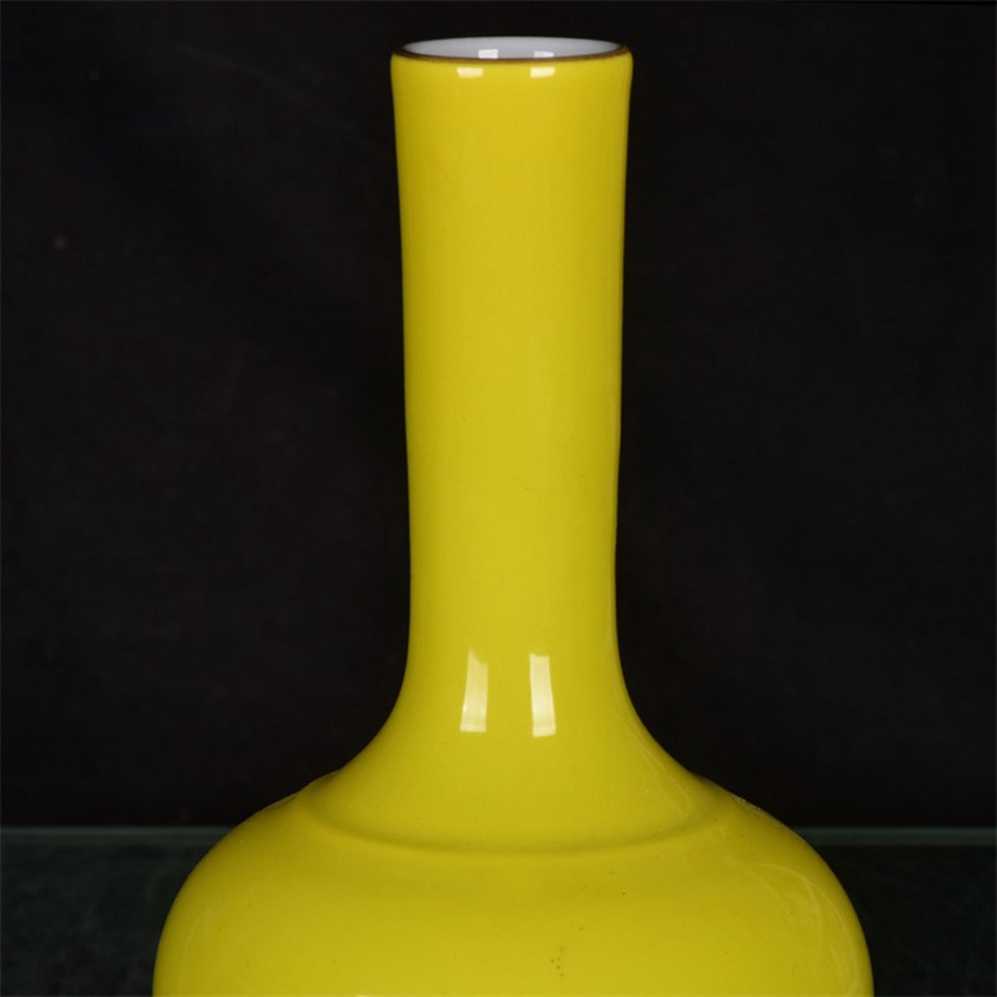 Chinese Antique Lemon Yellow Monochrome Glazed Gold Bottle