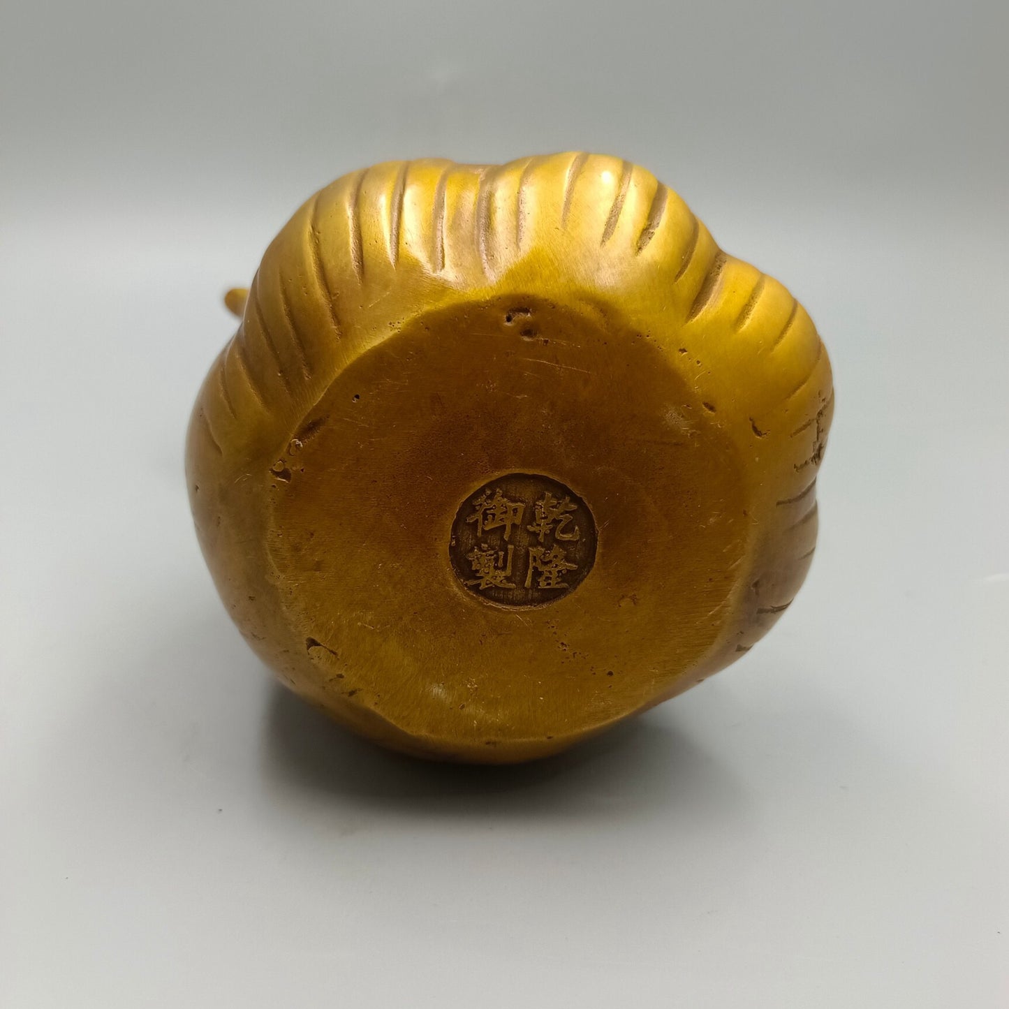 Chinese Antique Guanyin Holy Hand Lotus Flowing Back Fragrance