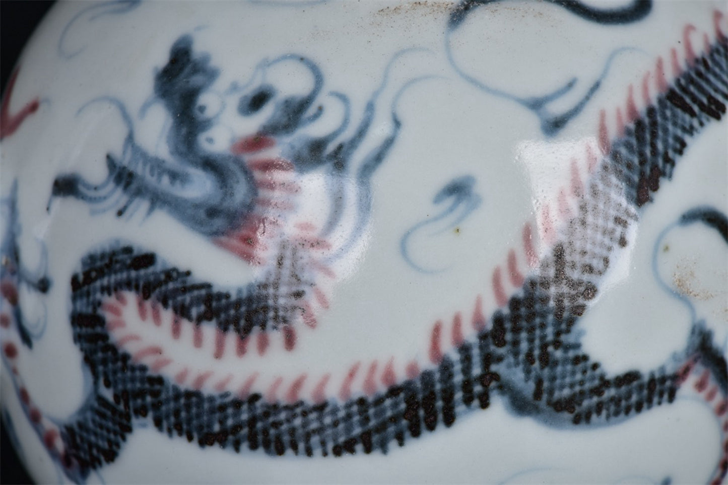 Chinese antique blue and white glazed red dragon patterned teapot