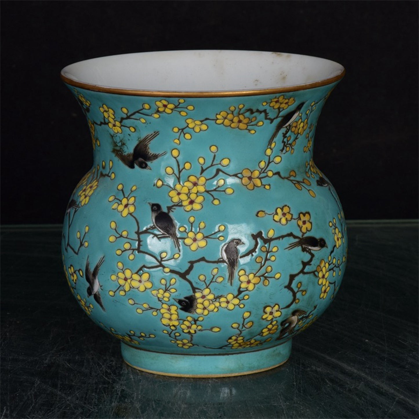 Chinese Antique Blue Glazed Powder Colored Pleasant Eyebrow with Golden Flower Drum Pattern