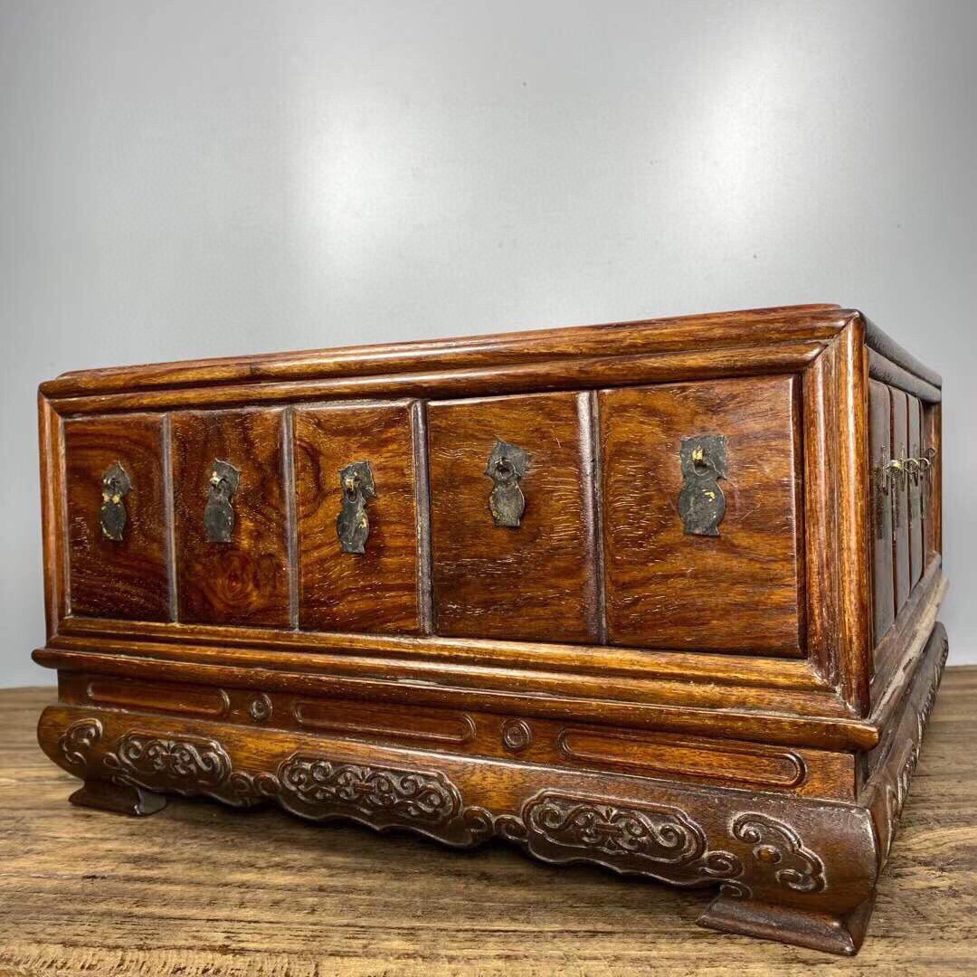 Chinese antique rosewood safety jewelry box