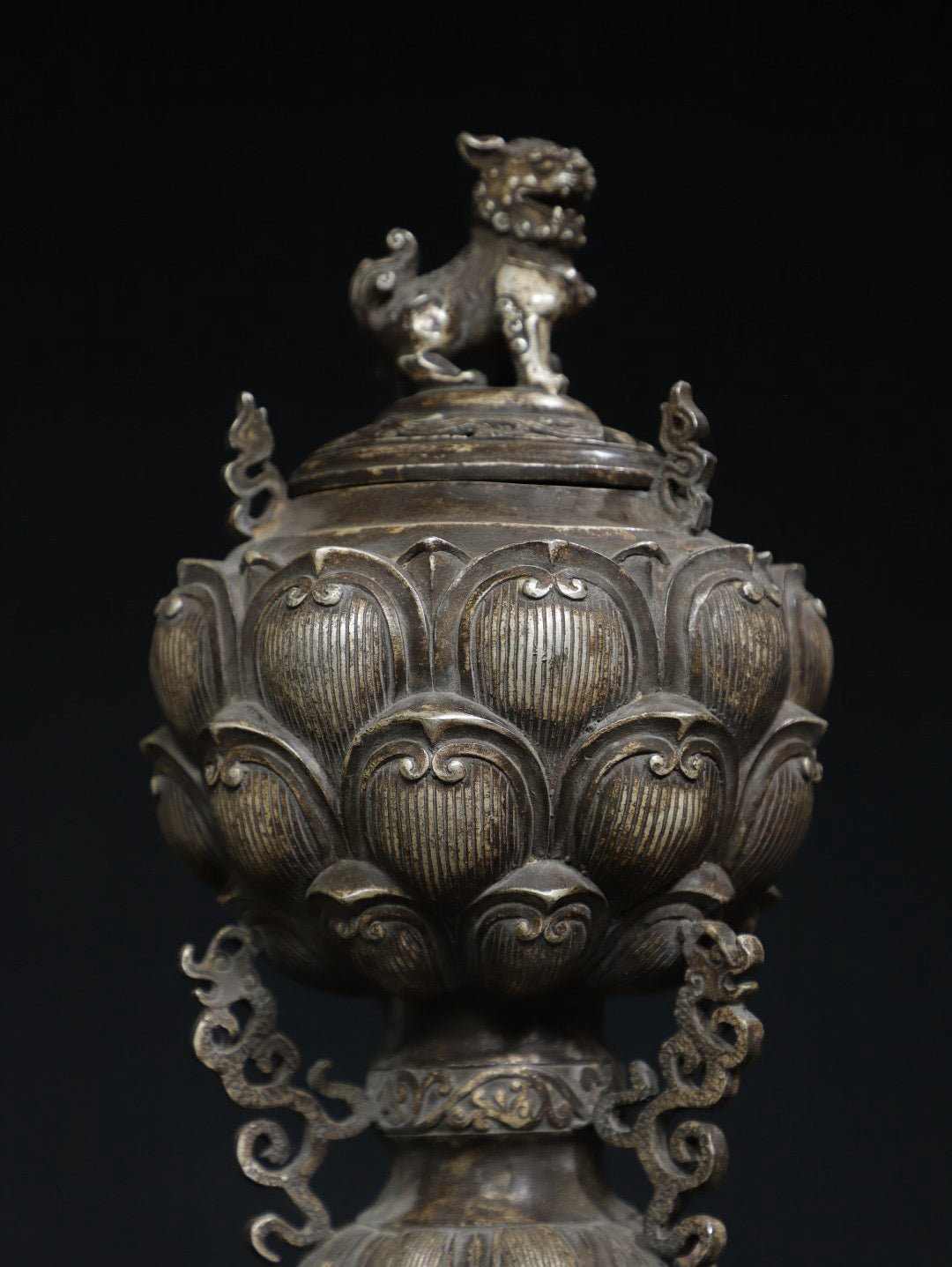Pure copper lotus lion lid smoking furnace incense burner