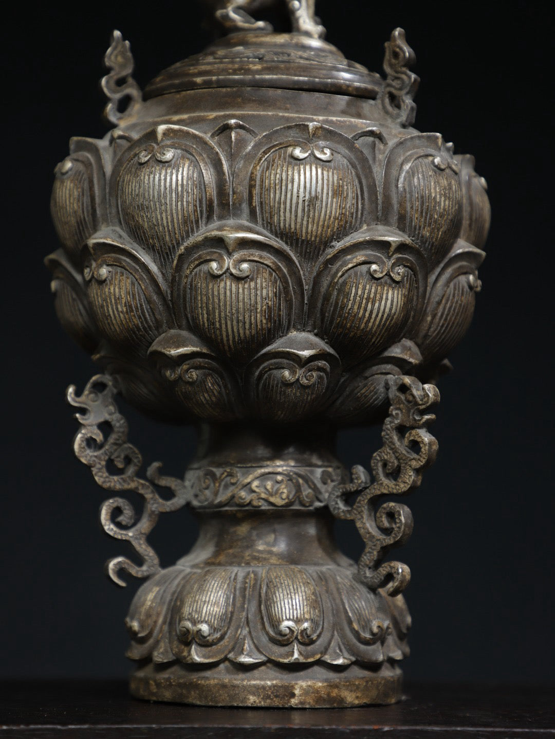 Pure copper lotus lion lid smoking furnace incense burner