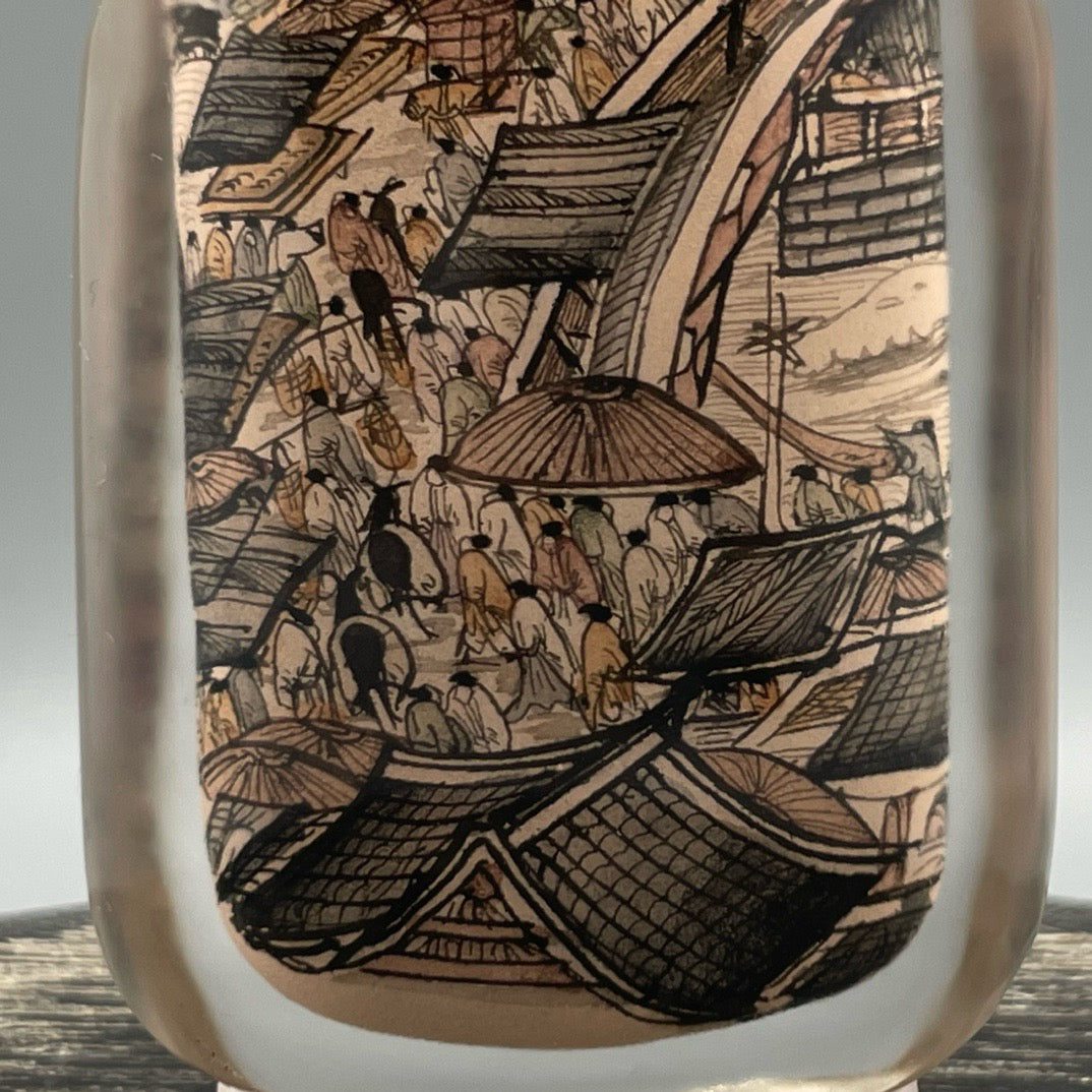 Chinese antique thick tire old glass snuff bottle