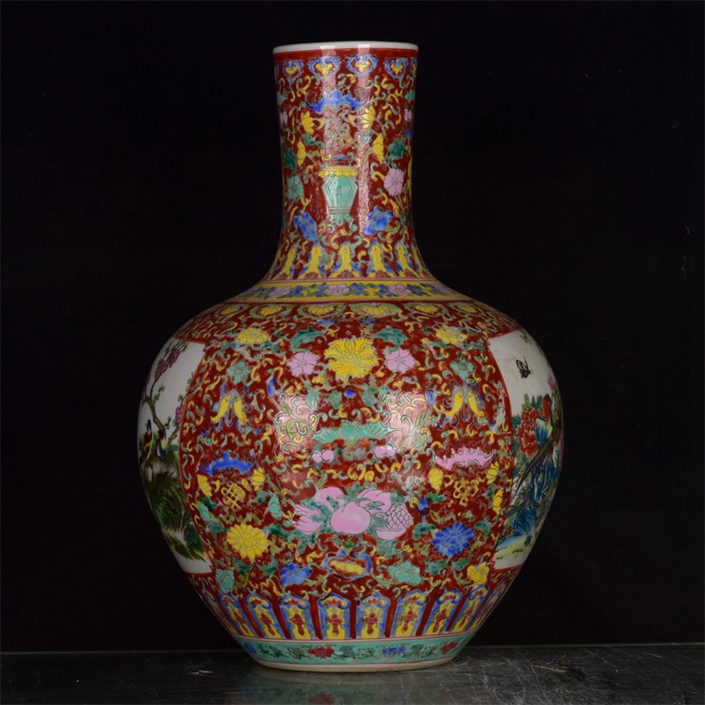 Chinese Antique Red Glazed Powder Colored Window Opening Flower and Bird Pattern Skyball Bottle