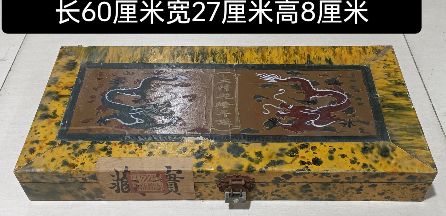 Lacquerware box