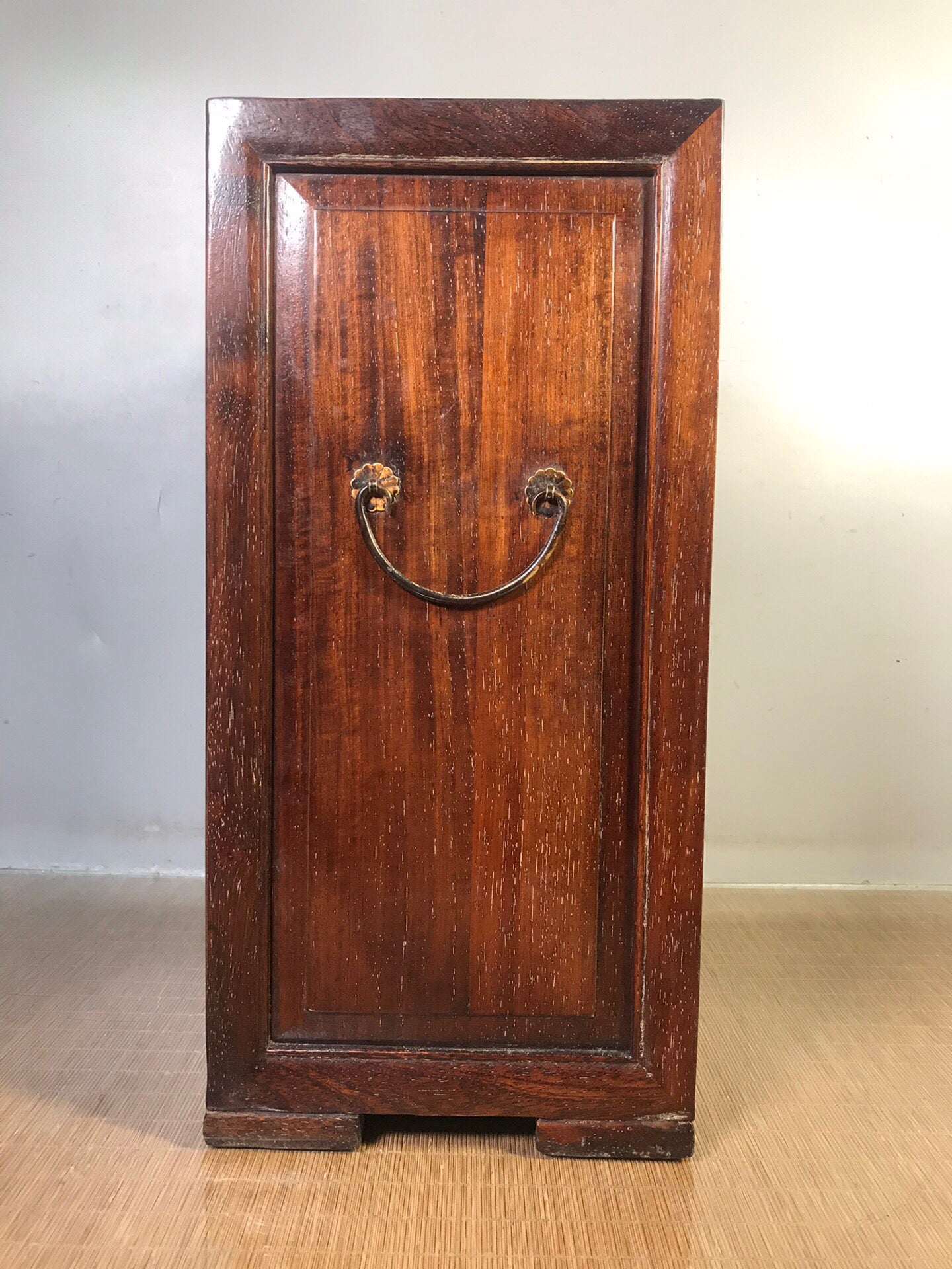 Chinese antique rosewood cabinet