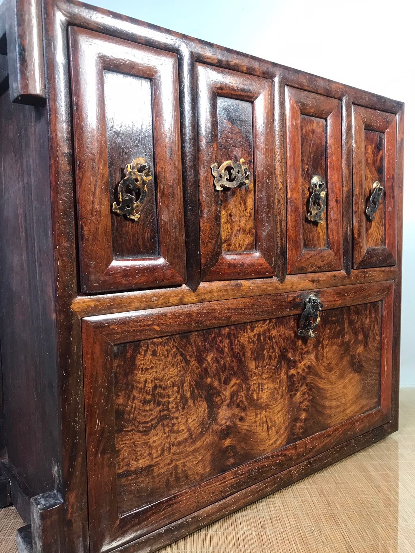 Chinese antique rosewood cabinet