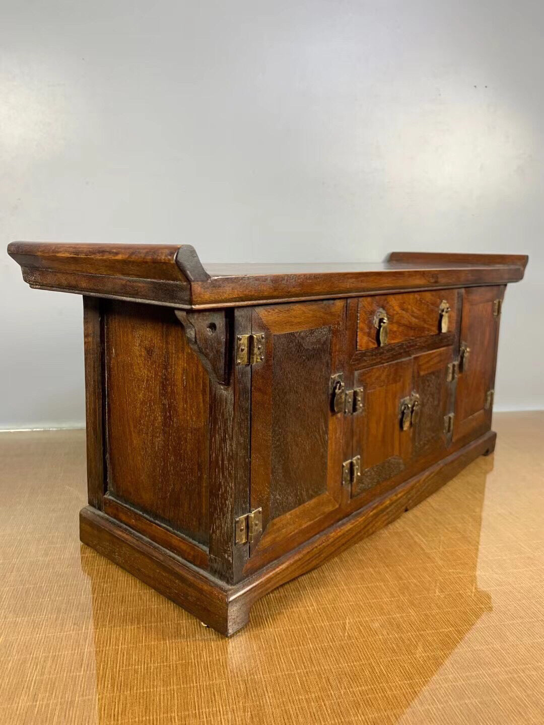 Chinese antique rosewood cabinet