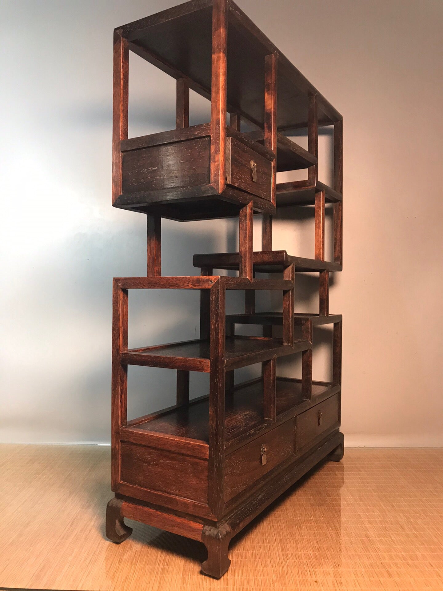 Chinese antique rosewood antique stand