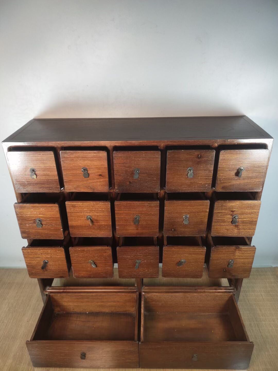 Chinese antique rosewood medicine box