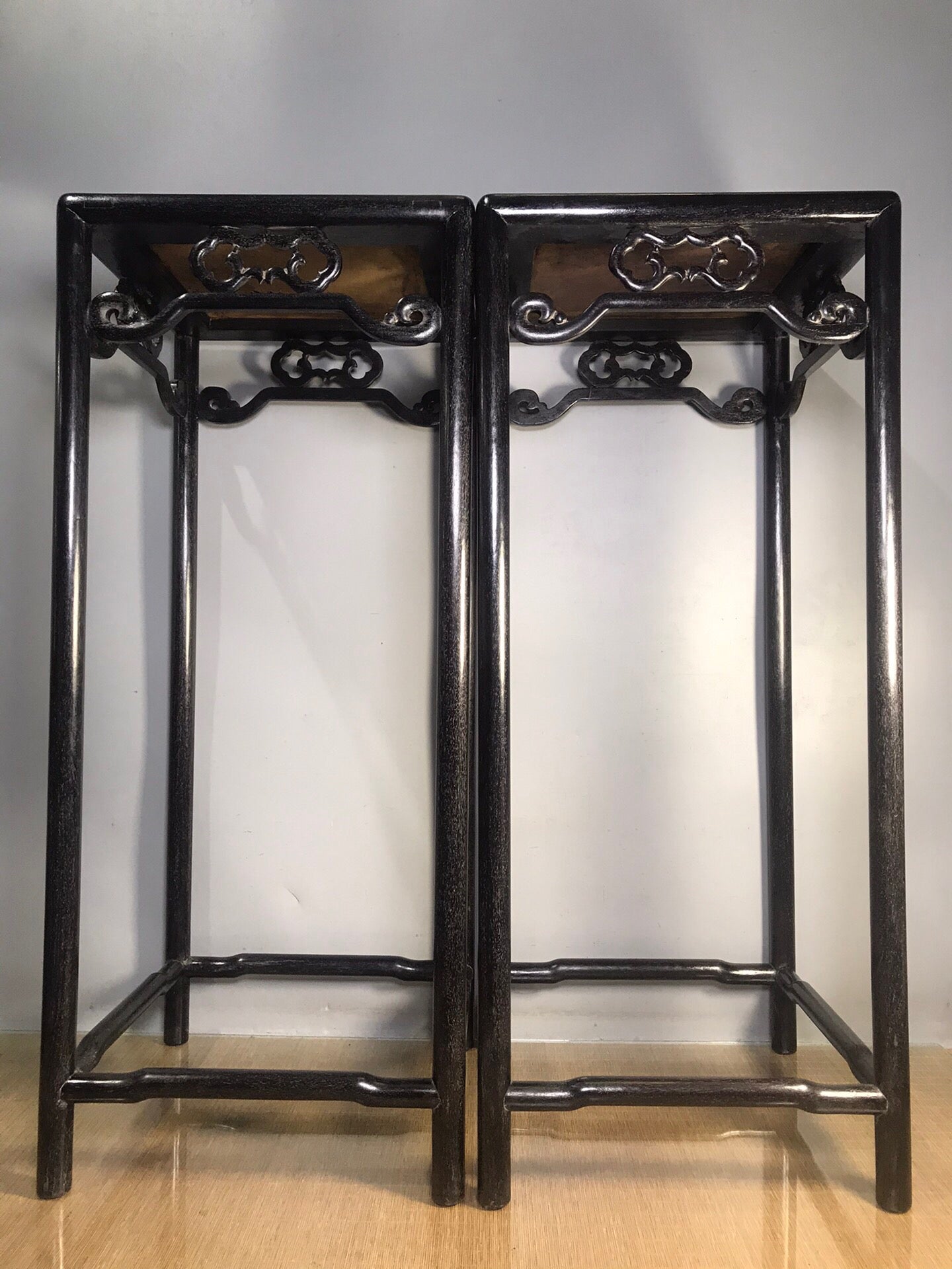 Chinese antique pear wood flower rack