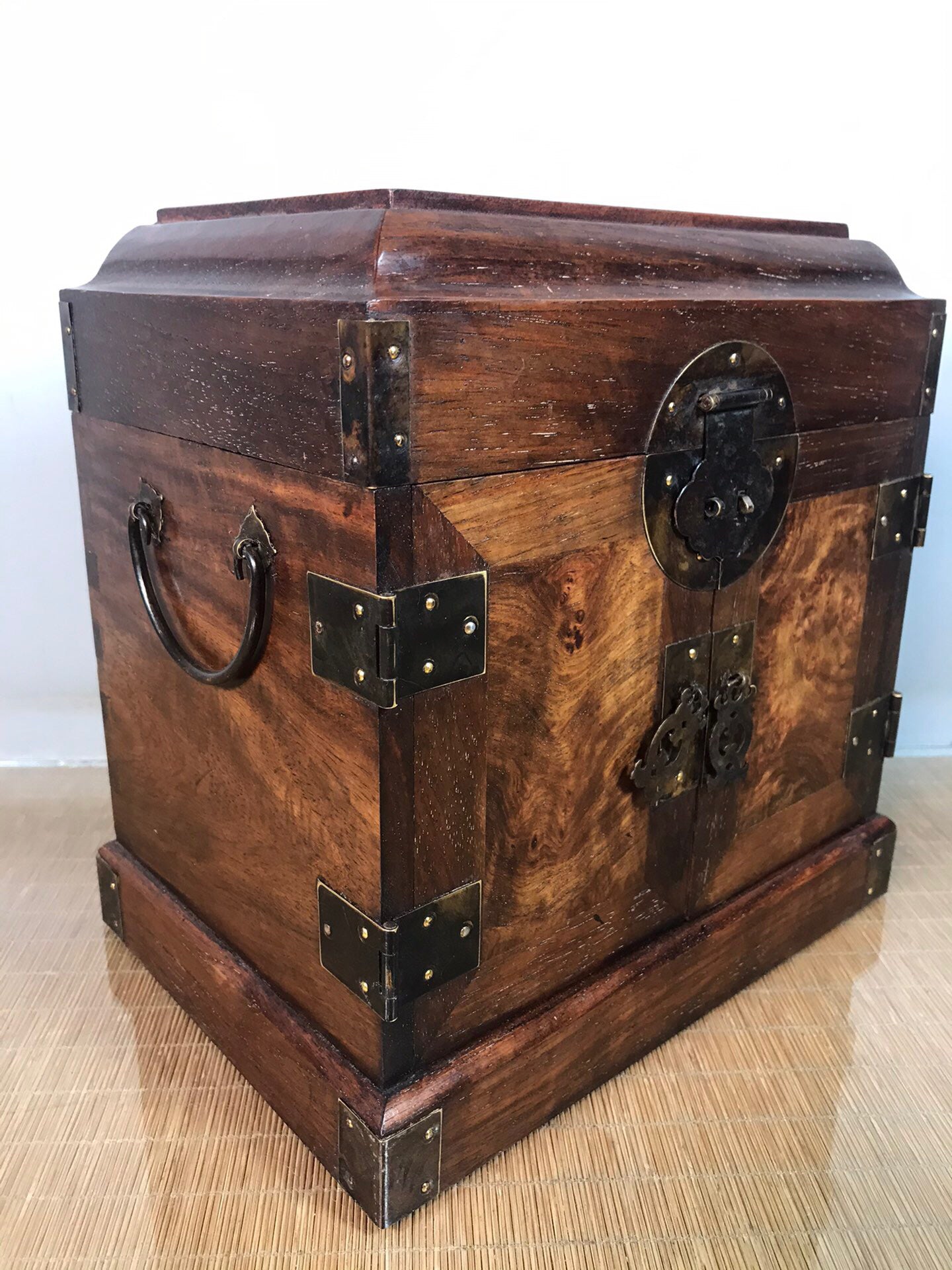 Chinese antique rosewood official box