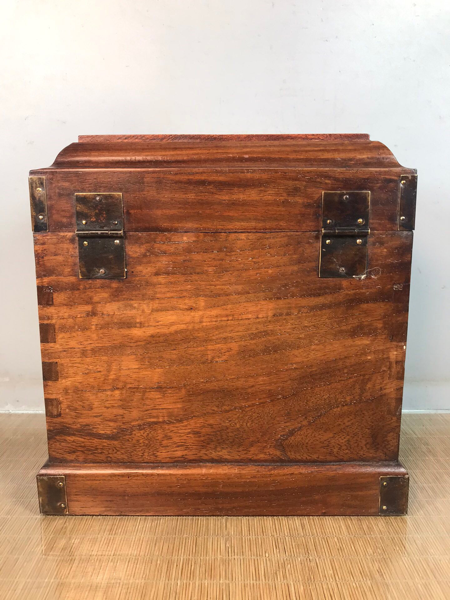 Chinese antique rosewood official box