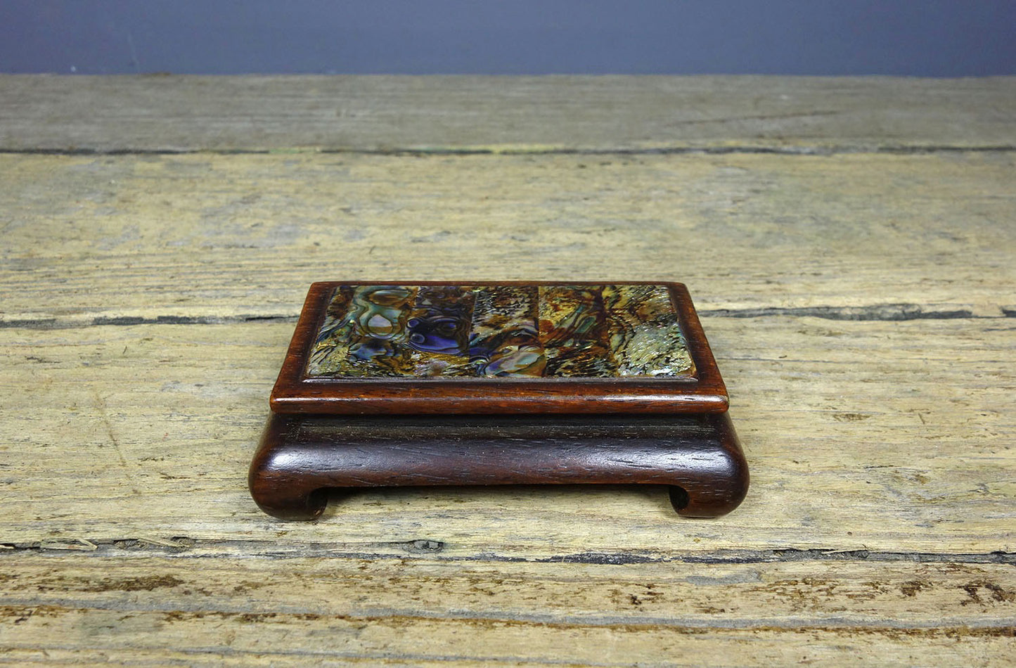 Hua Li Mu Precision Inlaid Colored Shell Long Base