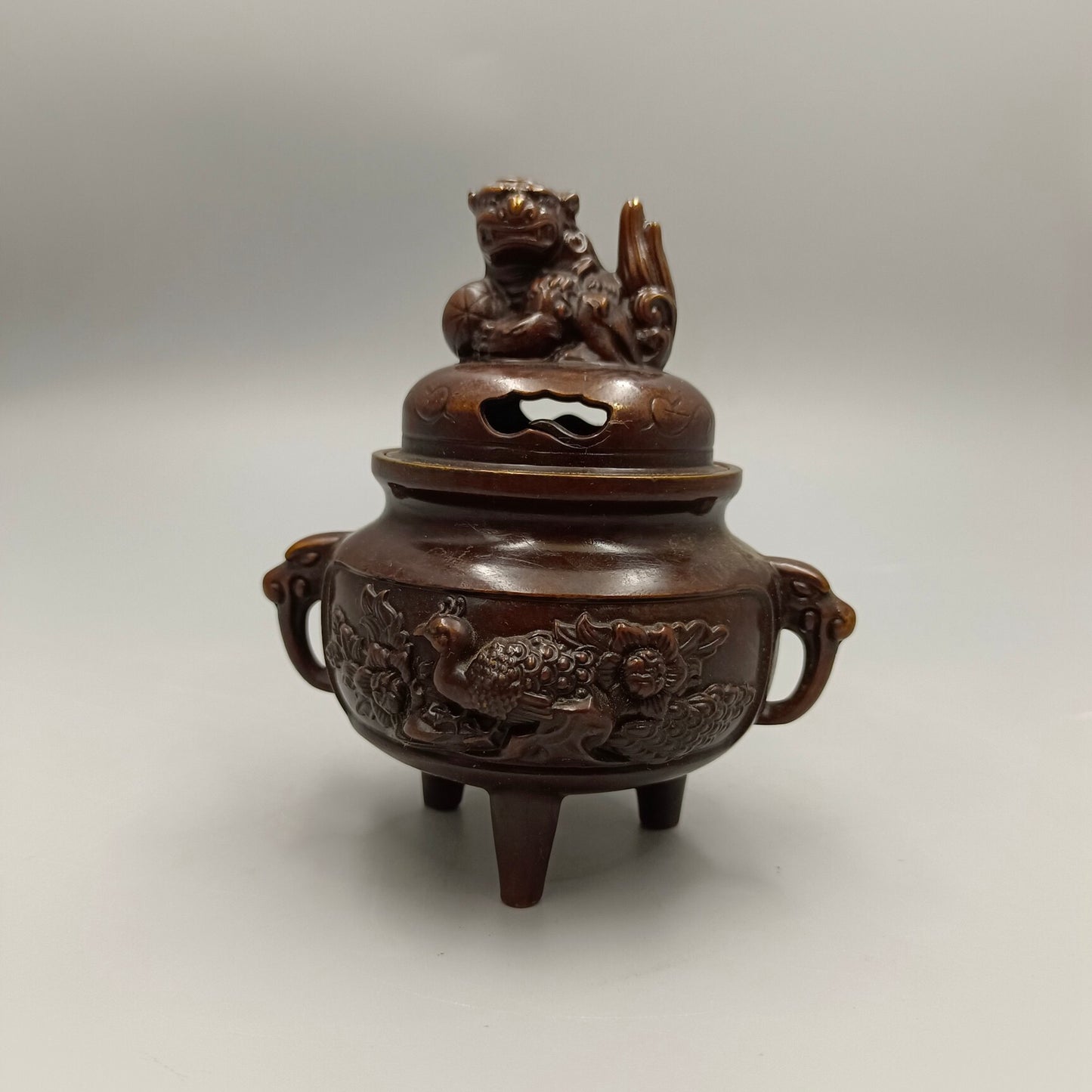 Chinese Antique Peacock Open Screen Embroidered Ball Lion Cover Copper Incense Burner