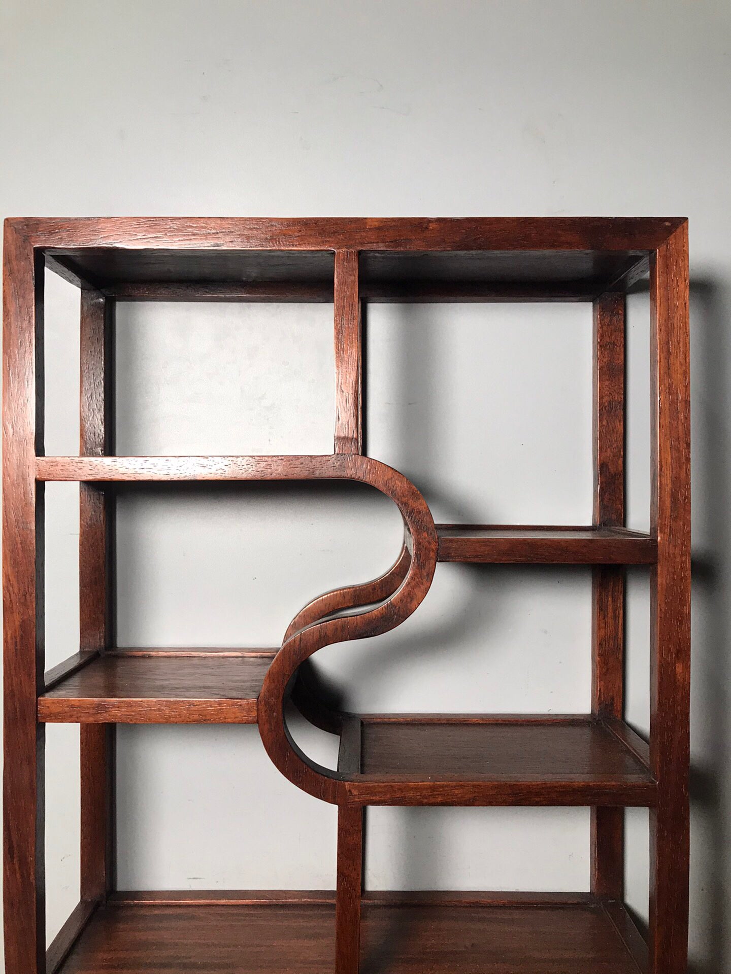 Chinese antique rosewood antique cabinet