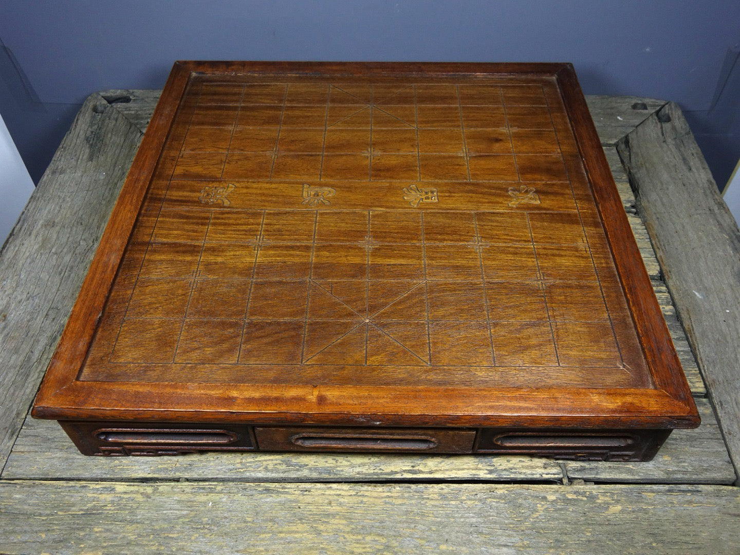 Pear wood precision double-sided chess table