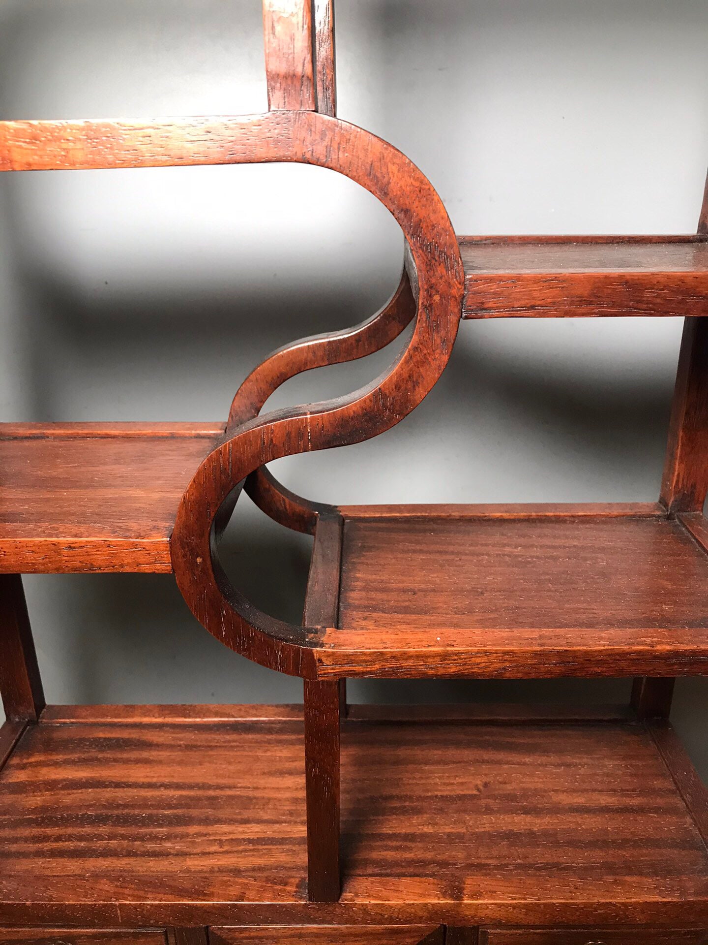 Chinese antique rosewood antique cabinet
