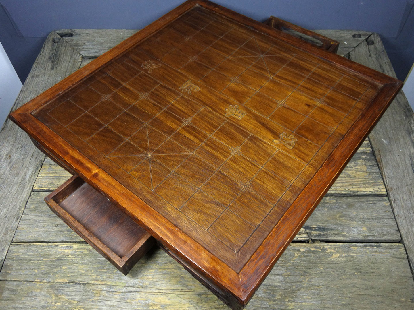Pear wood precision double-sided chess table